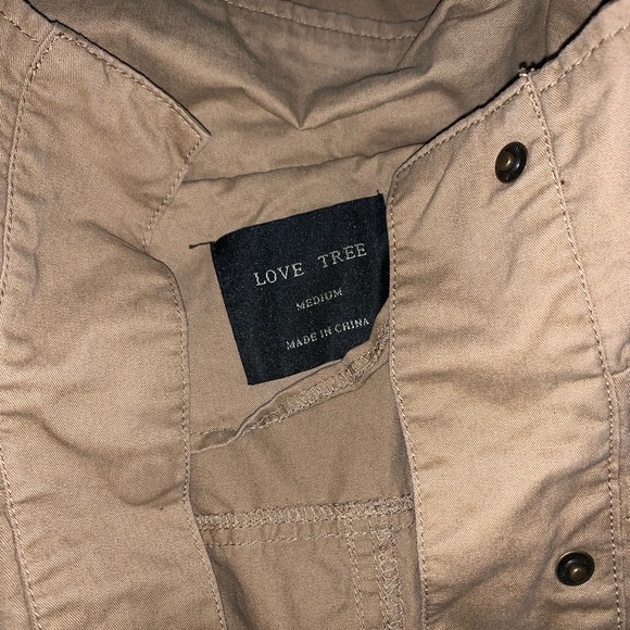 Hooded brown vest - Picture 2 of 3